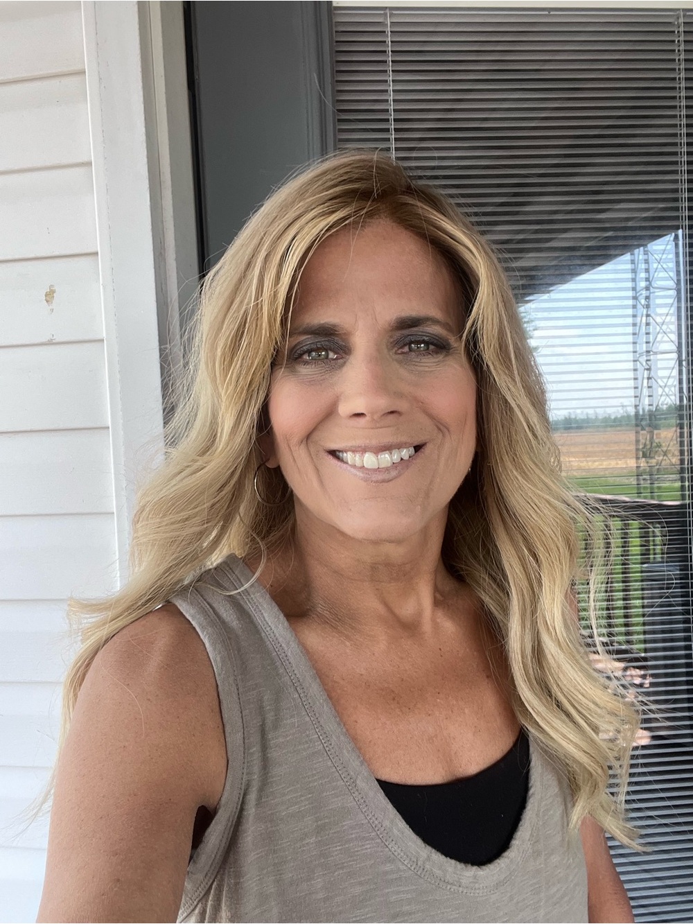 Hairvivi Sophia in blonde